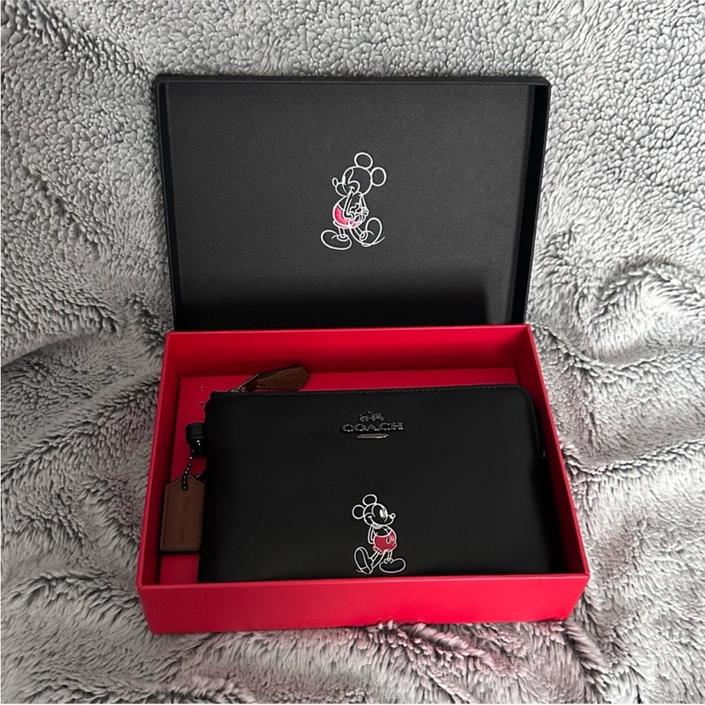 Coach Limited Edition Mickey Mouse Leather corner zip Wristlet in Box EUC